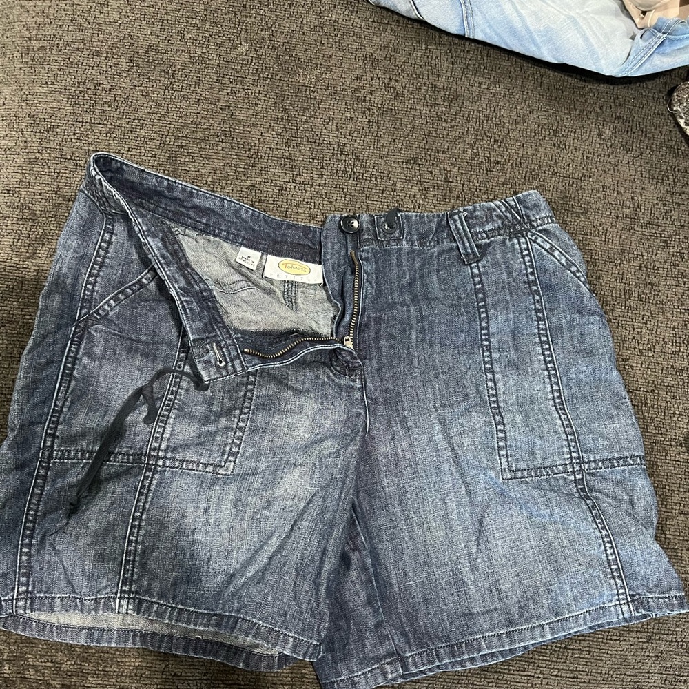Talbots Petite size 8 soft denim shorts